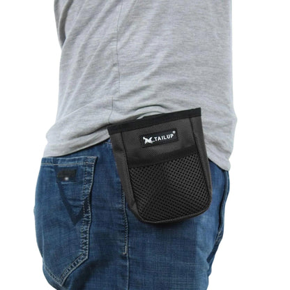 פאוץ’ חטיפים לאילוף לכלבים עם קליפס וחלוקה פנימית צבע שחור