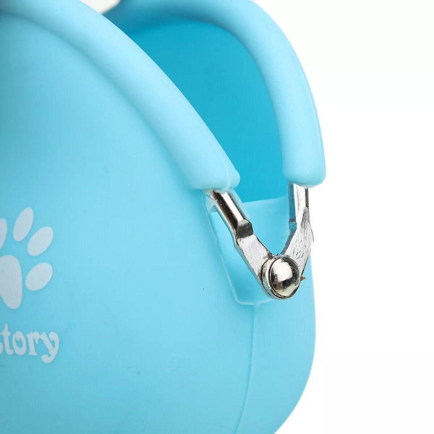 פאוץ' חטיפים לכלבים סיליקון עם מגנט צבע ירוק