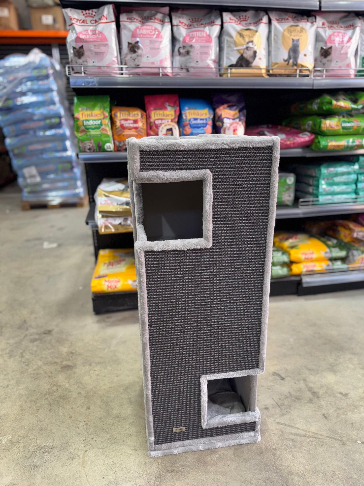 Hoofie - Когтеточка с многоуровневыми туннелями